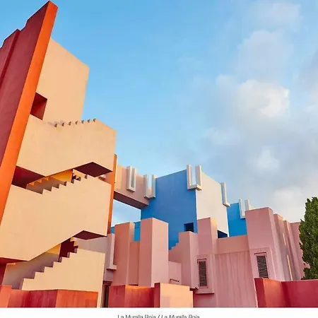 Precioso En La Muralla Roja - 0221 * Кальпе