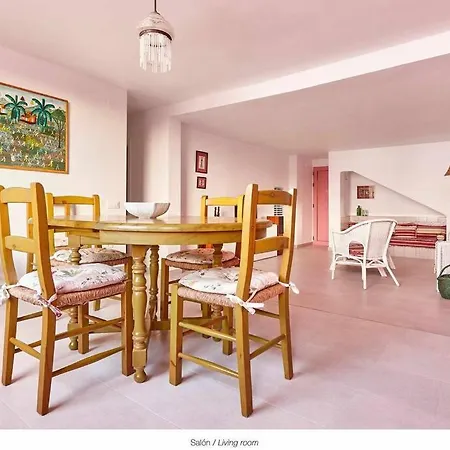 Precioso En La Muralla Roja - 0221 *