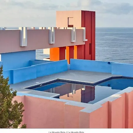 Precioso En La Muralla Roja - 0221 * Кальпе